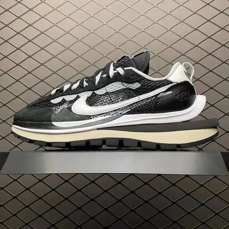 Nike Sacai Black Sne
