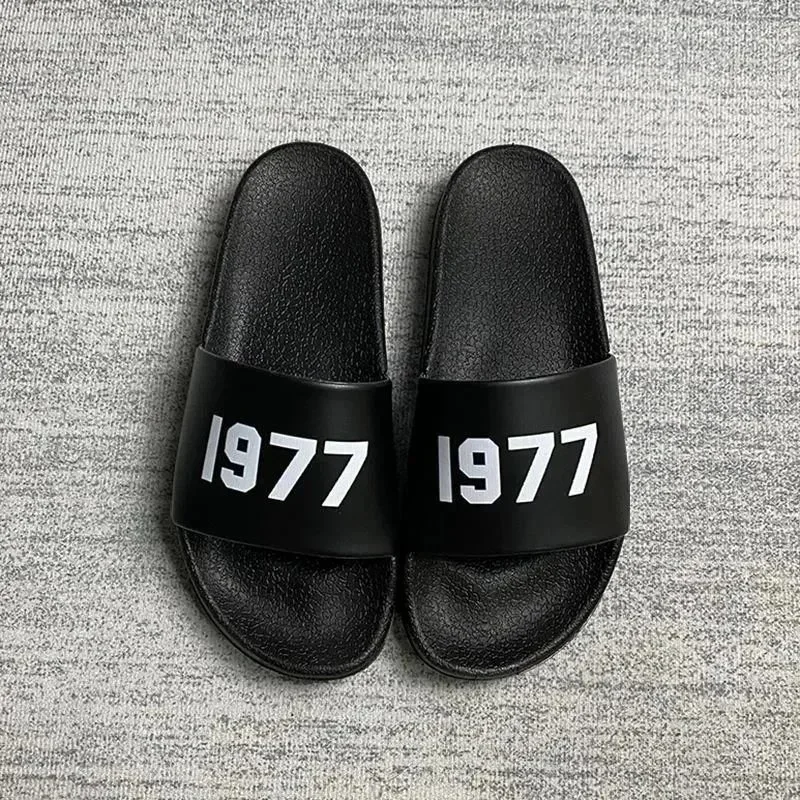 Adidas 1977 Black Sl
