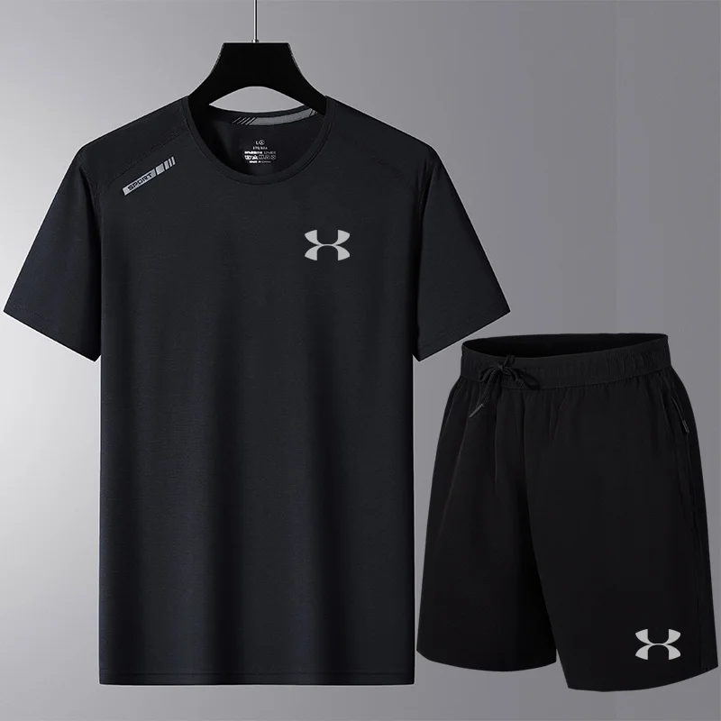 Under Armour Black T