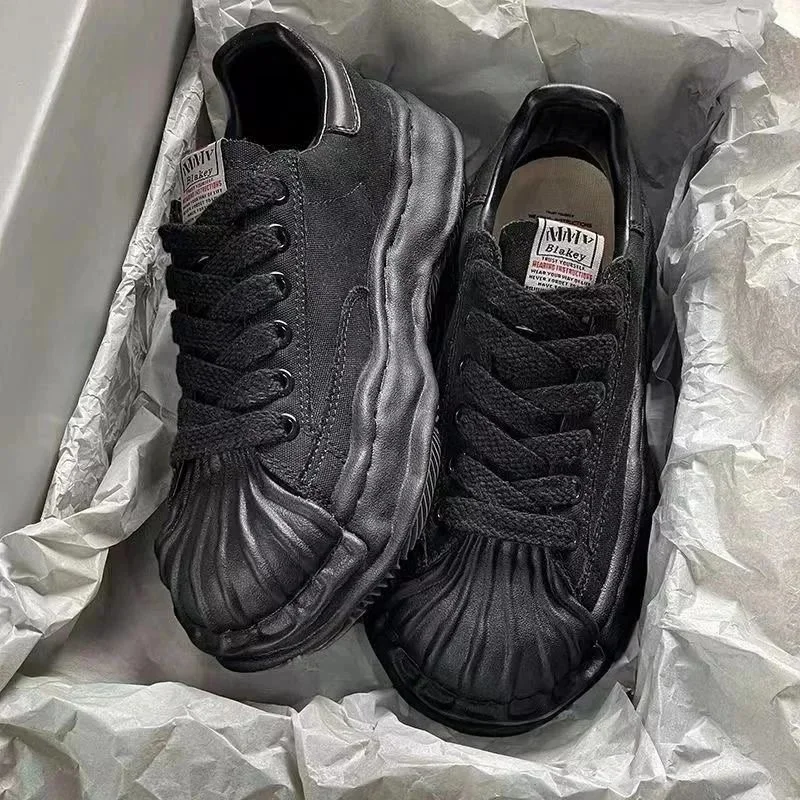 MM6 Blakey Black Sne