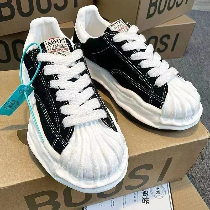 NMY Blakey Black Sne