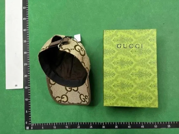 Gucci Cartoon Cat Print Black Bucket Hat - 6
