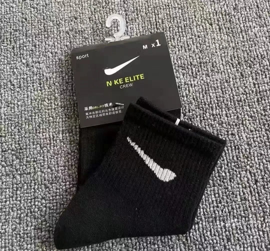 Men's and Women's Socks photo 5
