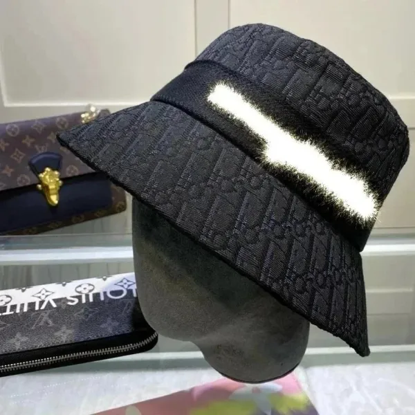 Dior Oblique Bucket Hat Black with Reflective Stripe - 1