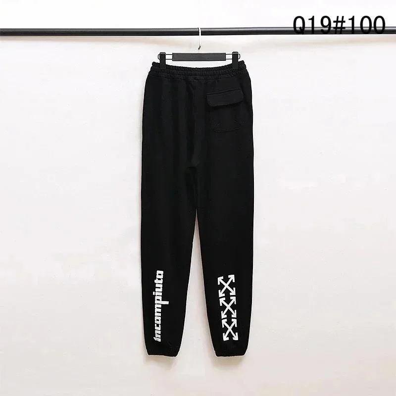 Off-White Incompiuto