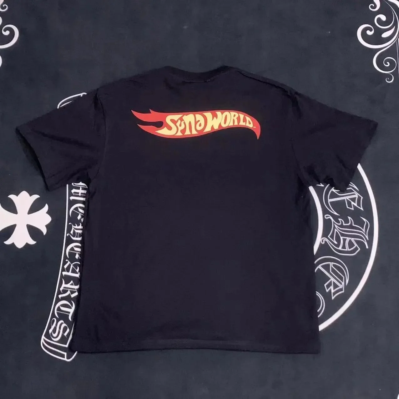 Hot Wheels Black T-S