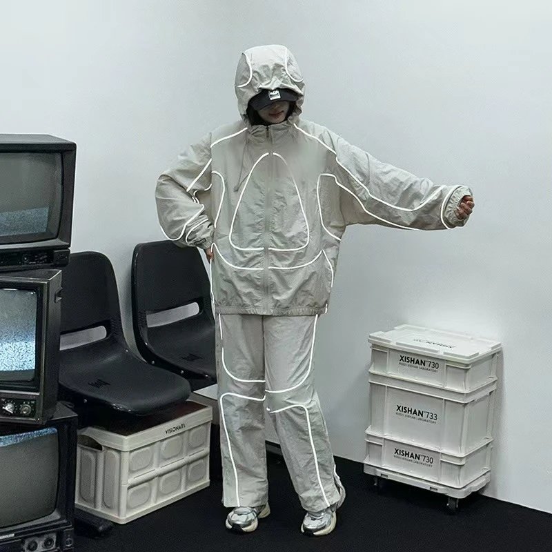 Jacket photo 3