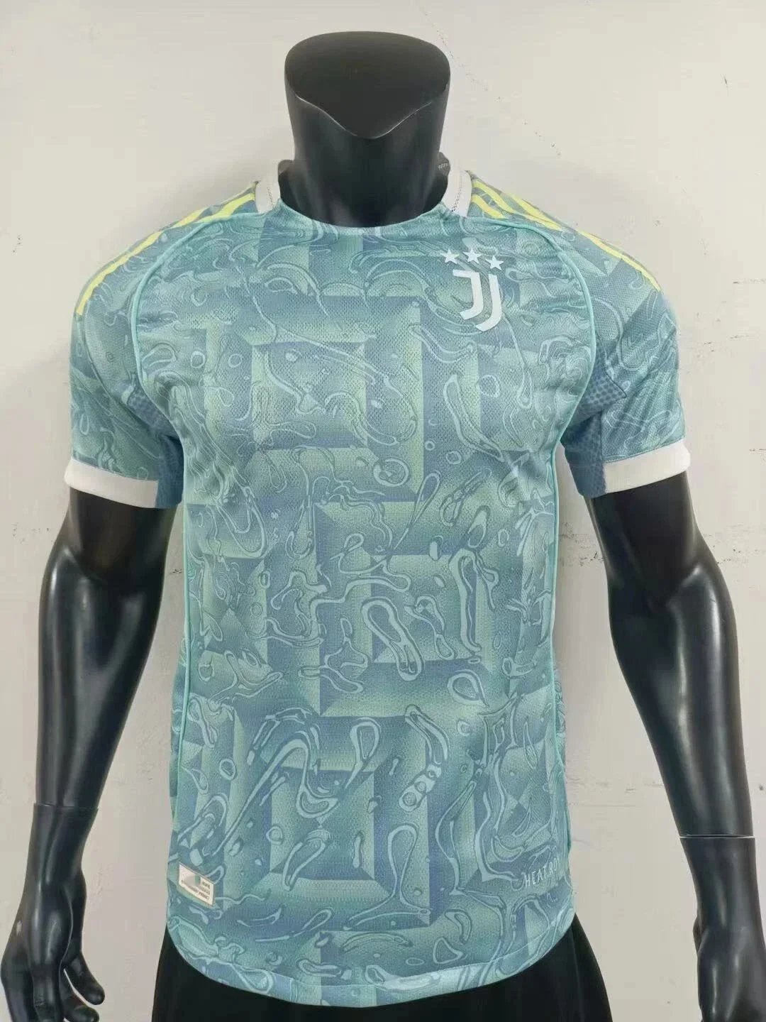 Adidas Juventus Ligh