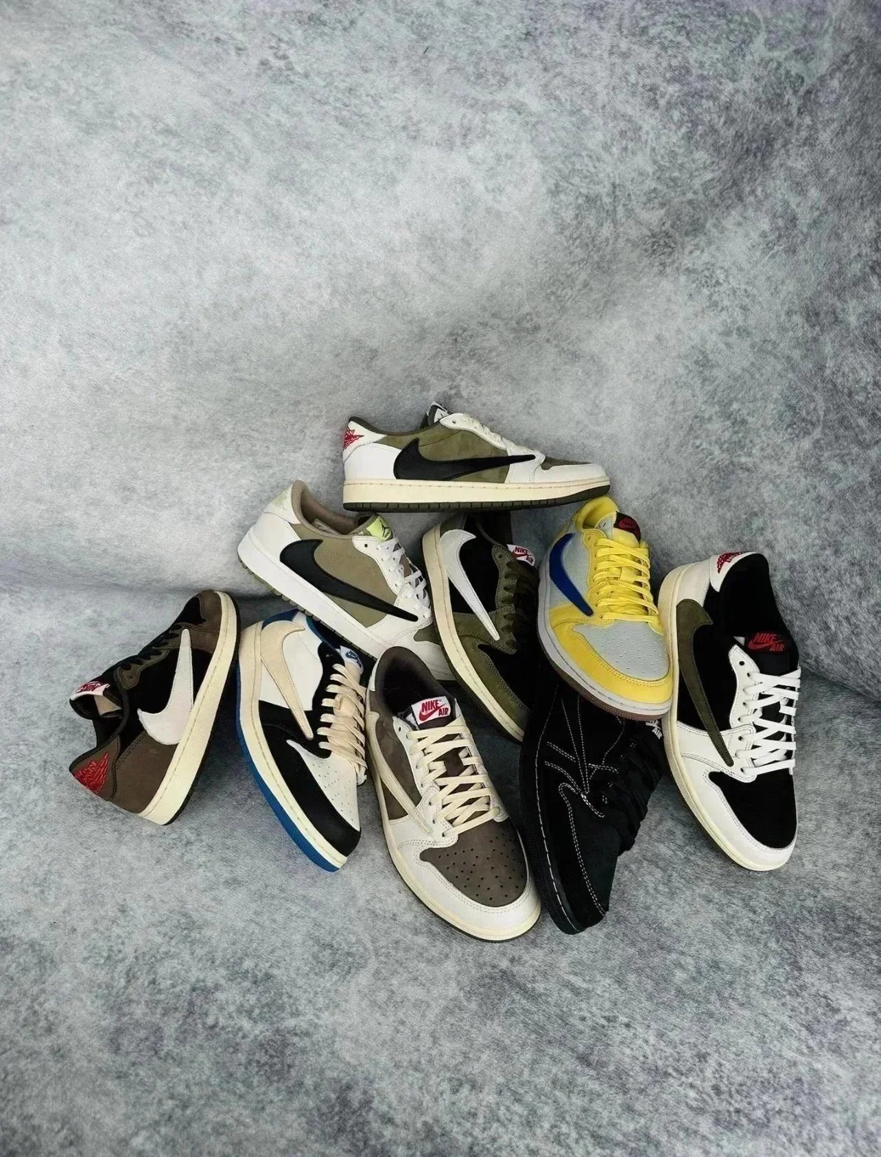 Travis Scott x Nike Air Jordan 1 High OG Brown White Black Sneakers