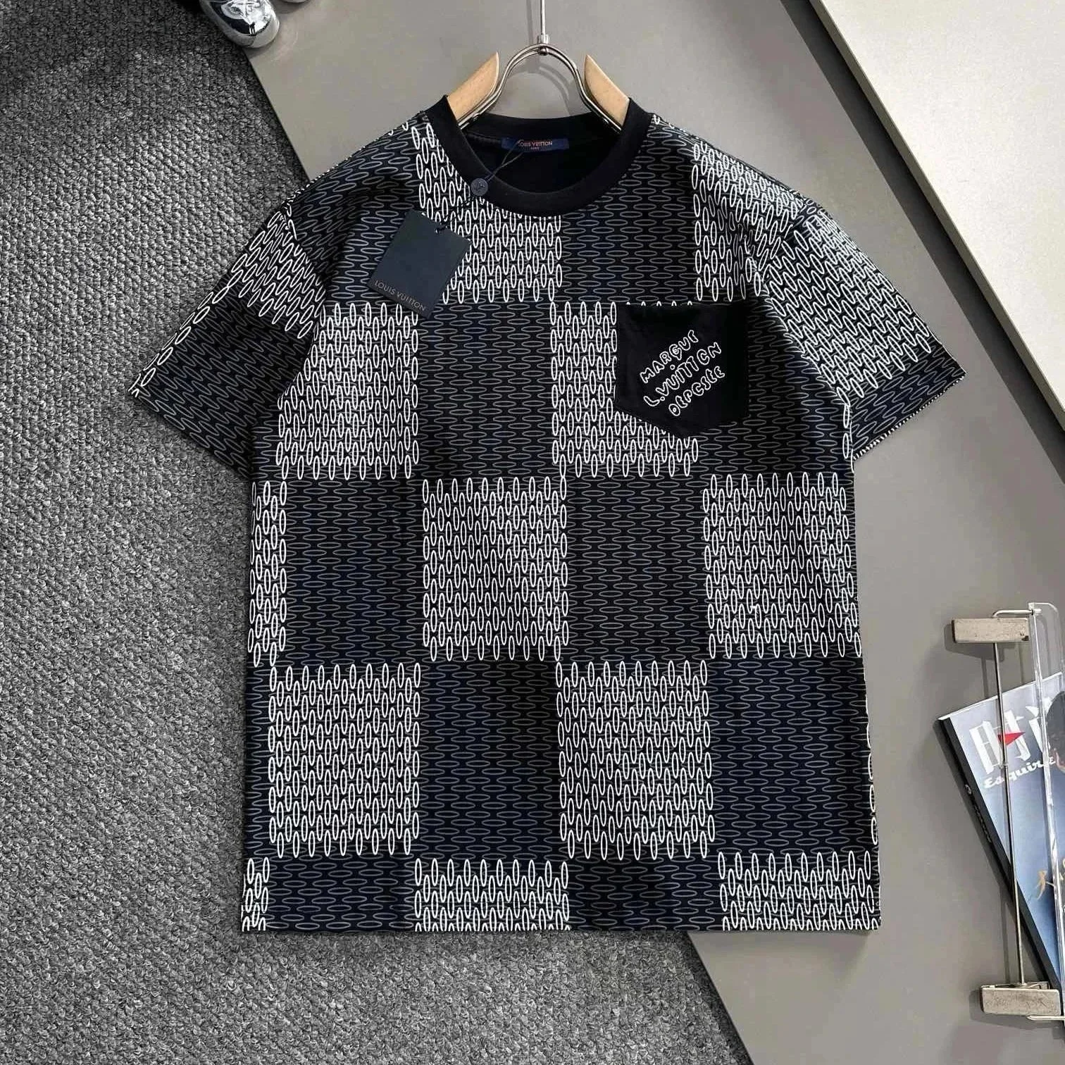 Louis Vuitton Black 