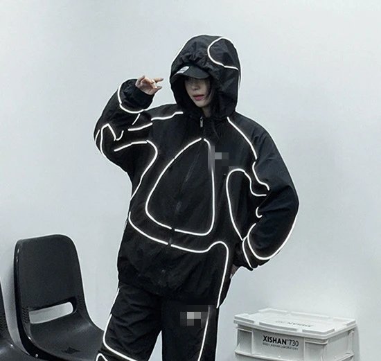 Jacket photo 6