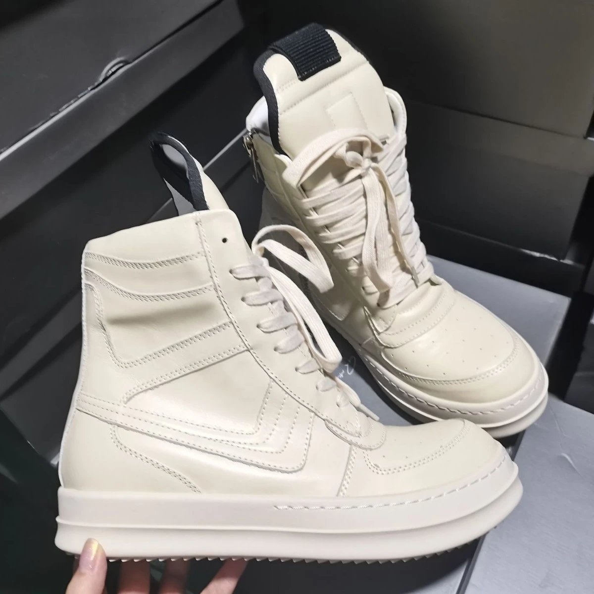 Genuine leather couple style shoes