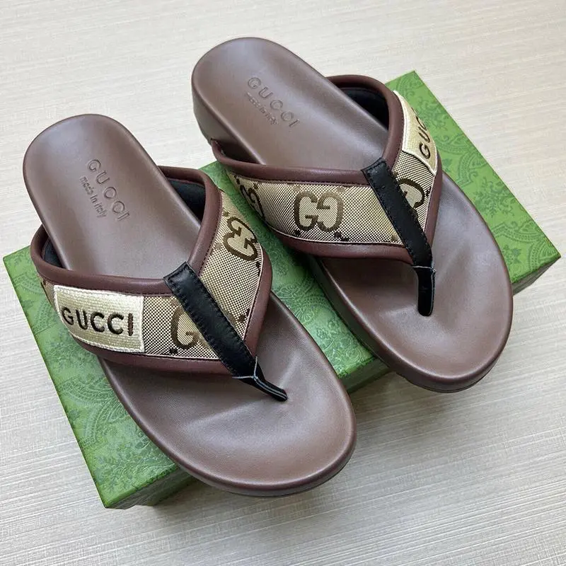 Gucci Brown Flip Flo