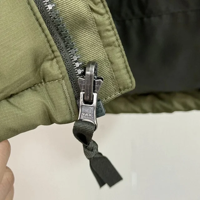 The North Face Down Jackets 1996 hooded color-block puffer product detail image 82