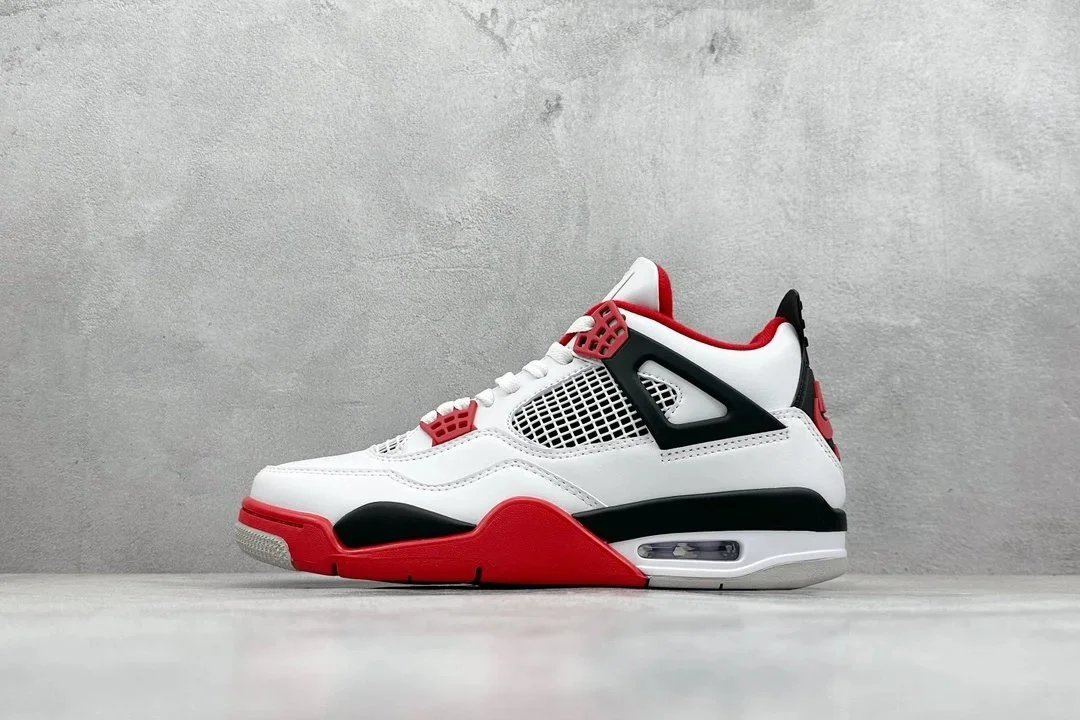 AJ4 Flame Red DC7770-160 (40-47.5)