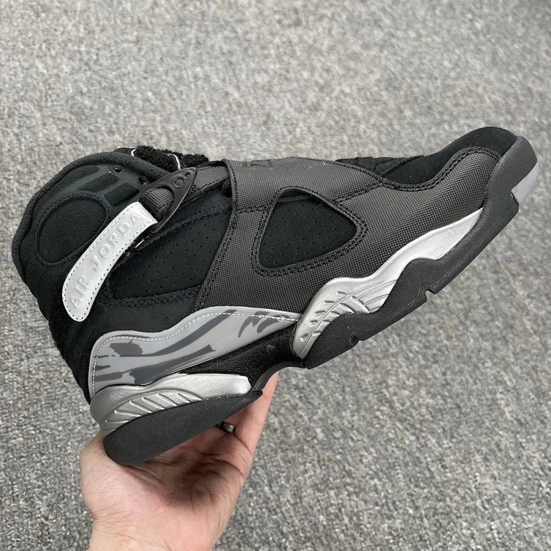 AJ8 Winterized FD1334-001