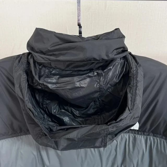 The North Face Down Jackets 1996 hooded color-block puffer product detail image 18