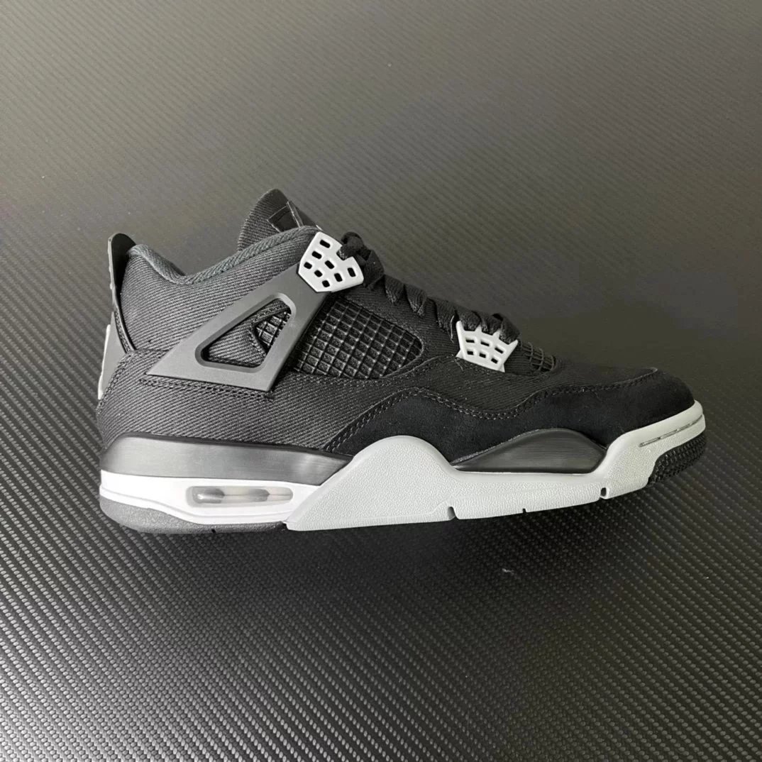 AJ4 小阿姆DH7138-006