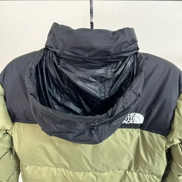 The North Face Down Jackets 1996 hooded color-block puffer product detail image 49