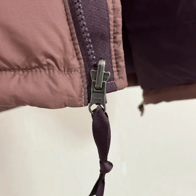 The North Face Down Jackets 1996 hooded color-block puffer product detail image 71
