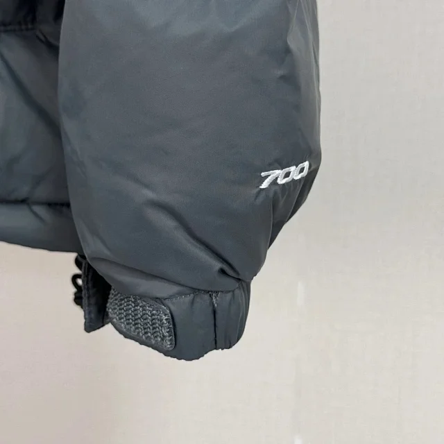 The North Face Down Jackets 1996 hooded color-block puffer product detail image 15