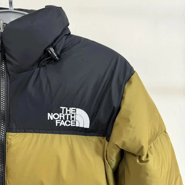 The North Face Down Jackets 1996 hooded color-block puffer product detail image 54