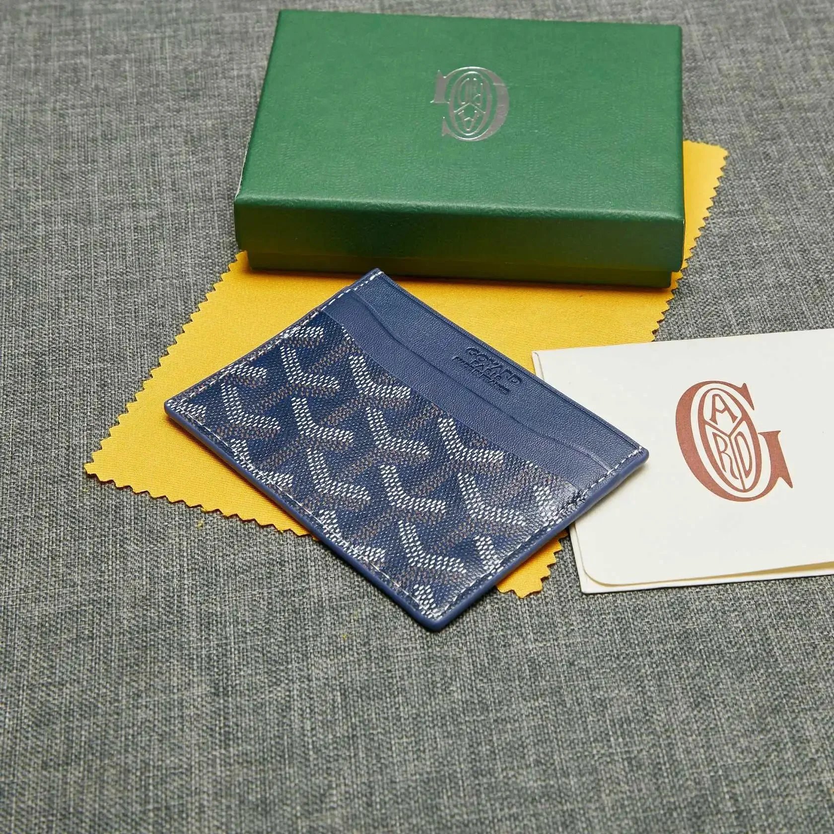 05_宝蓝色