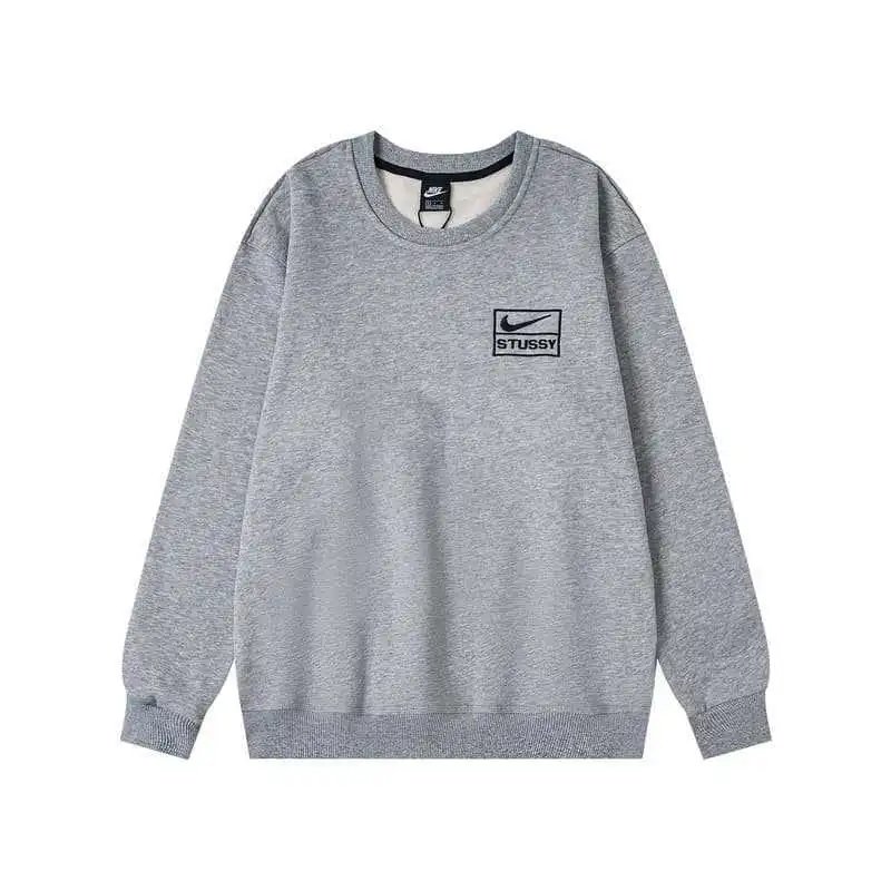 Stüssy World Tour Hooded Fleece Hoodie and Pants Set photo 3