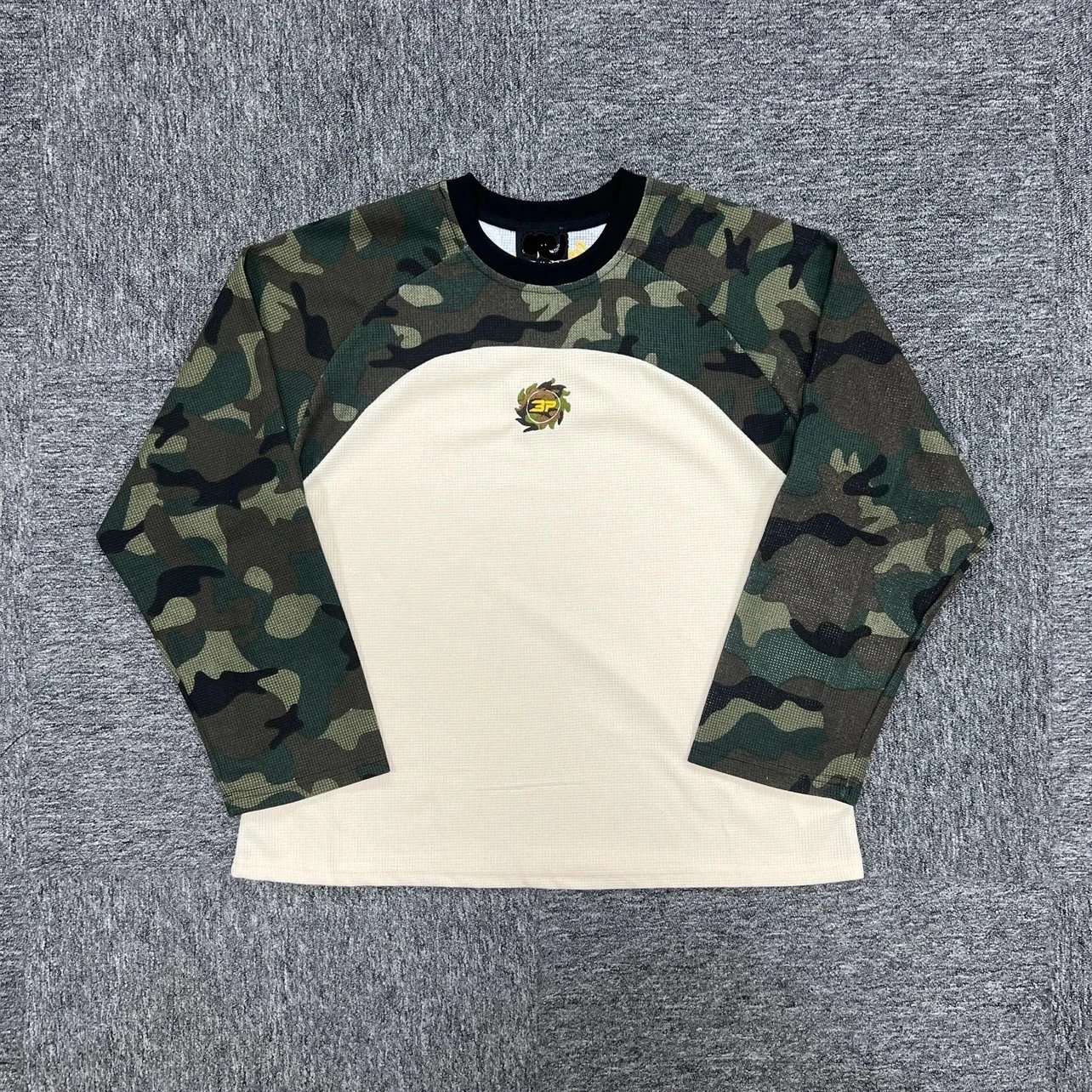 Camouflage splicing long sleeved BPM-31