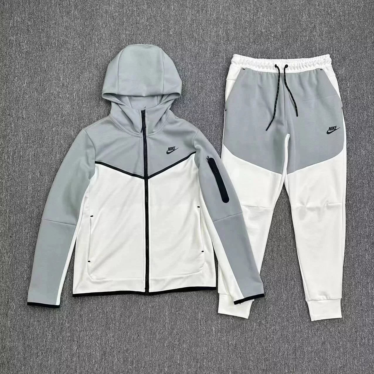 Nike Tech Suits（40+styles）