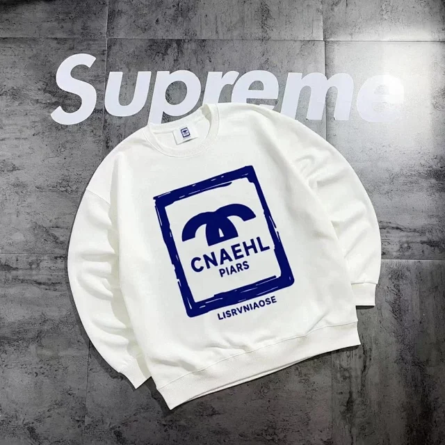 Stone Island Hoodies & Sweatshirts Pullover hoodie with drawstring hood and kangaroo pocket product detail image 15
