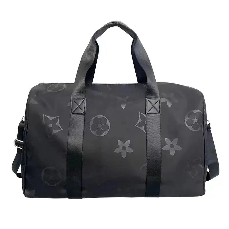 Design Minimalist Black Duffle Bag - 12