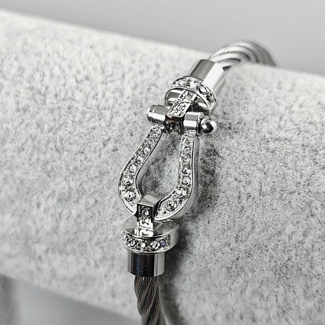 FRed force 10 Bracelet: seller detail photo 5