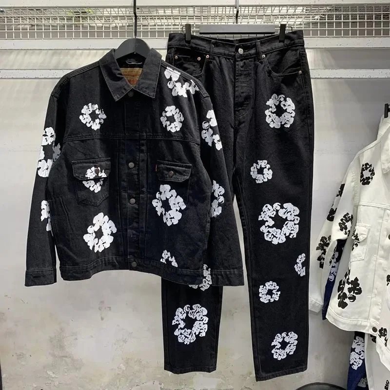 Levi's Denim Jacket and Jeans Set with White Floral Print - 4