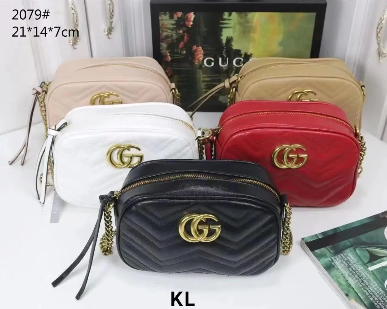 Gucci Crossbody Bags | 36 colorways