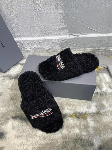 Balenciaga Triple S Furry Slippers Black - 17