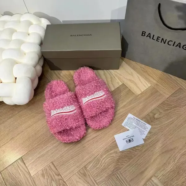 Balenciaga Triple S Furry Slippers Black - 18