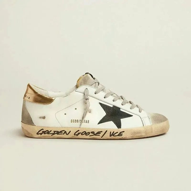 Gold Tail Black Star Distressed