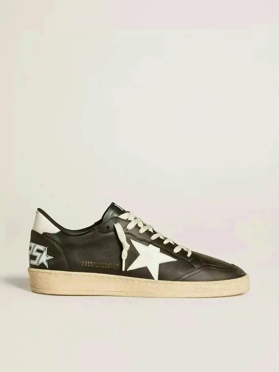 White Star Black Tail