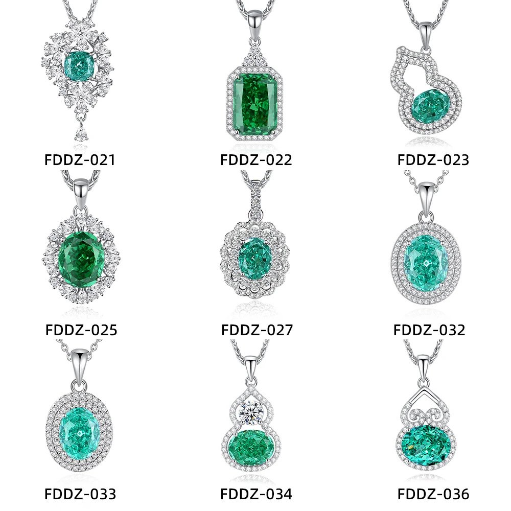 Fddz Emerald Pendant Necklaces T-Shirt