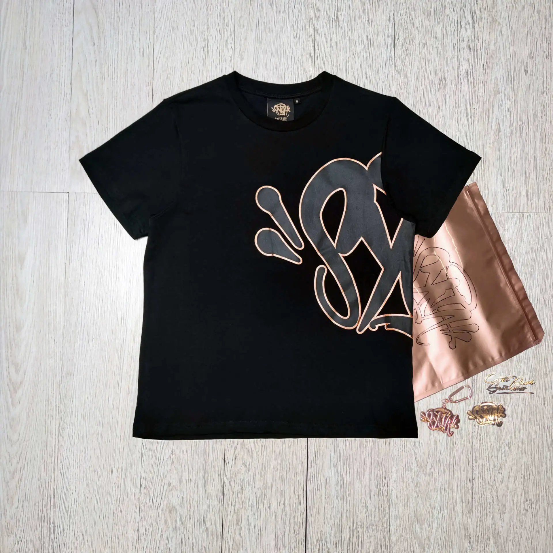Black Short-Sleeve Top (With Accessories & Bag) - 56