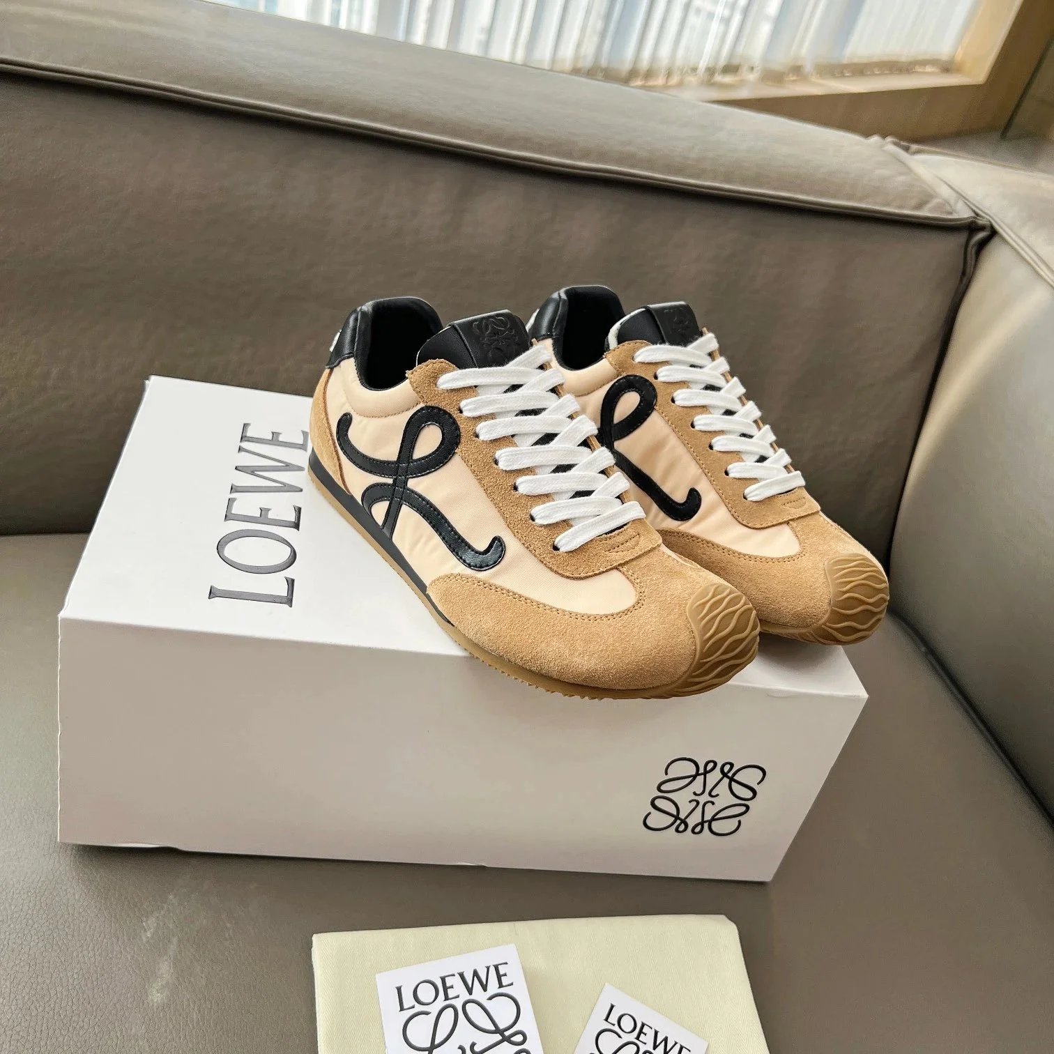 Loewe Sneakers Ballet Runner 2.0 — B-7