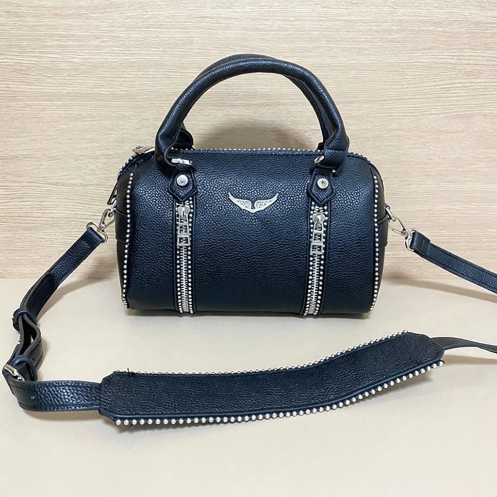Unbranded Crossbody Bags Wing-Emblem Chain-Strap Tassel Bag — black