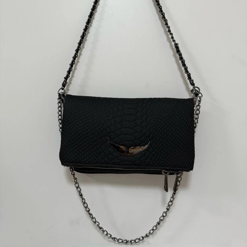 Unbranded Crossbody Bags Wing-Emblem Chain-Strap Tassel Bag — trumpet snake black