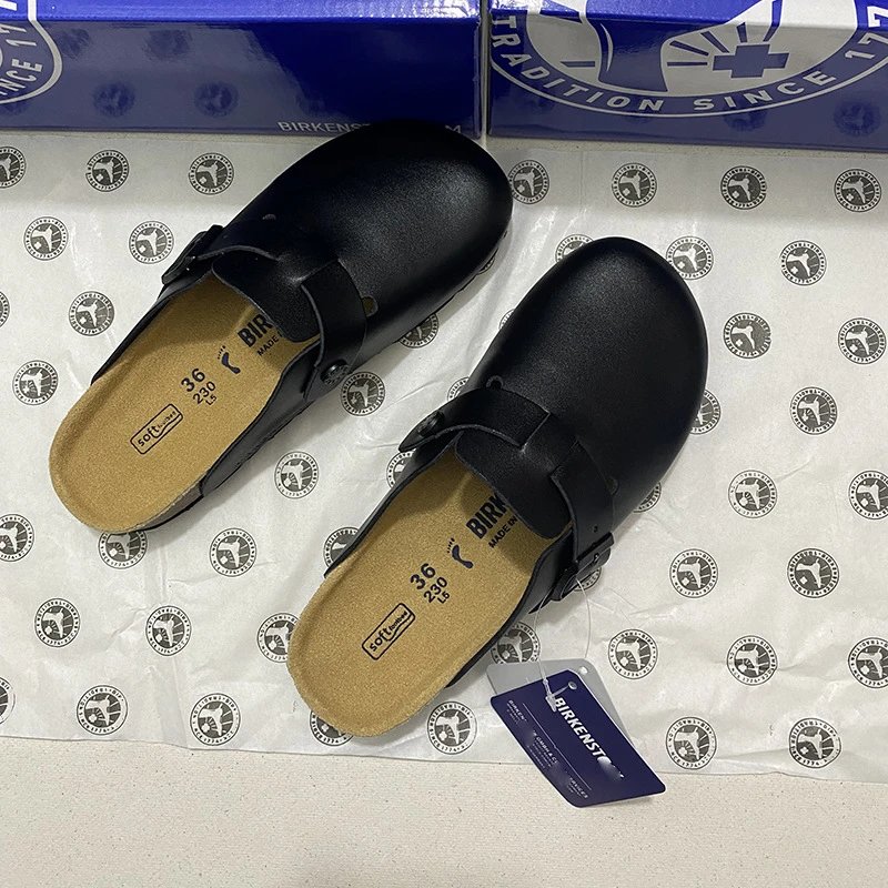 Black Patent Leather / Black Buckle