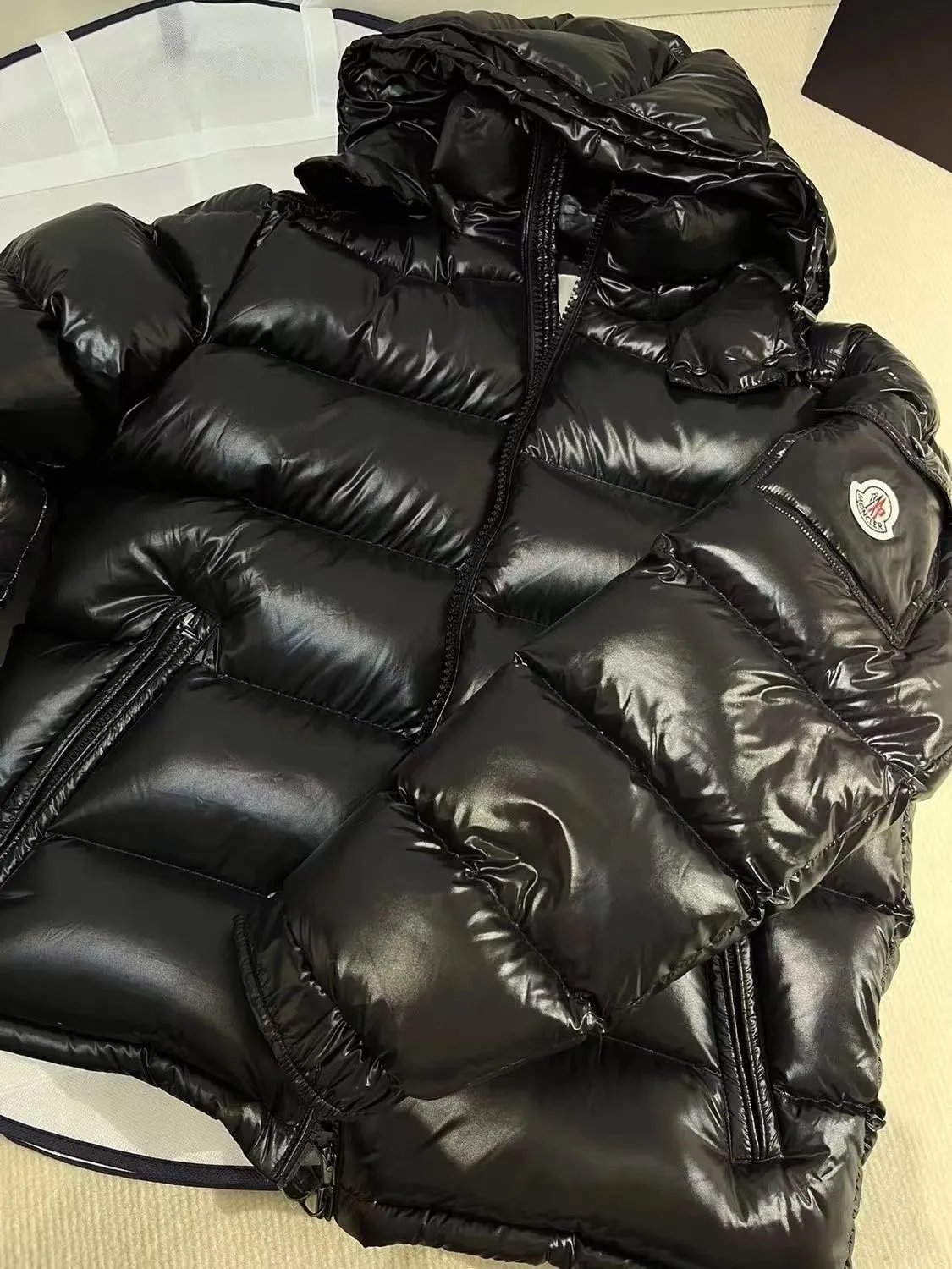 M羽绒服  Medium versionWhats app 86 152 0596 8861 7