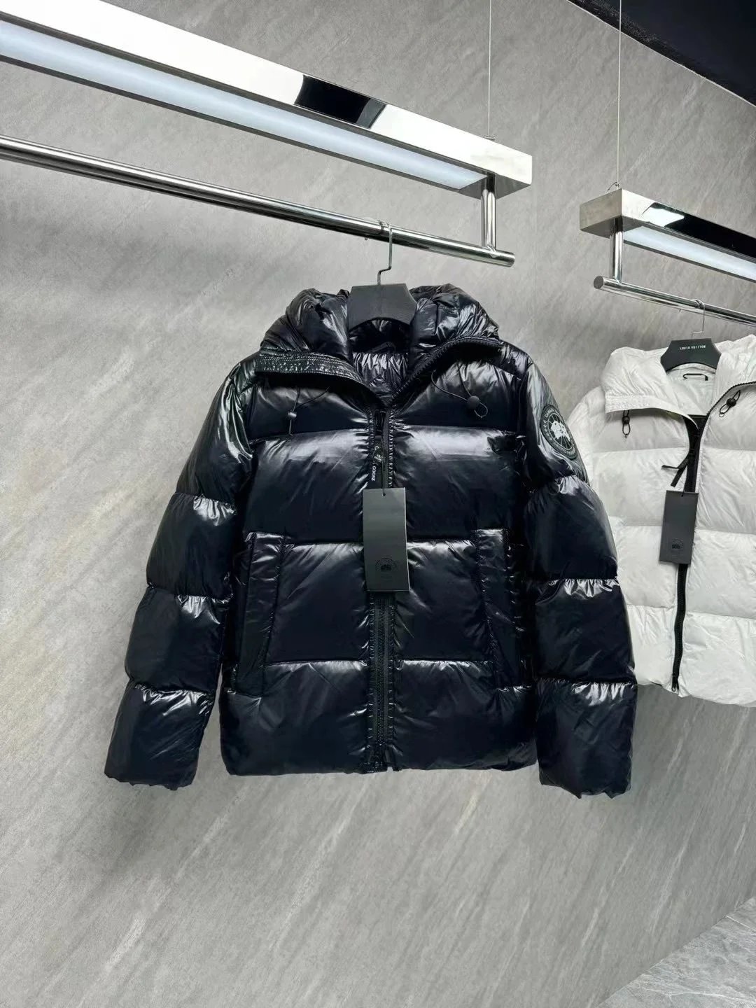 2024秋冬新款M羽绒服