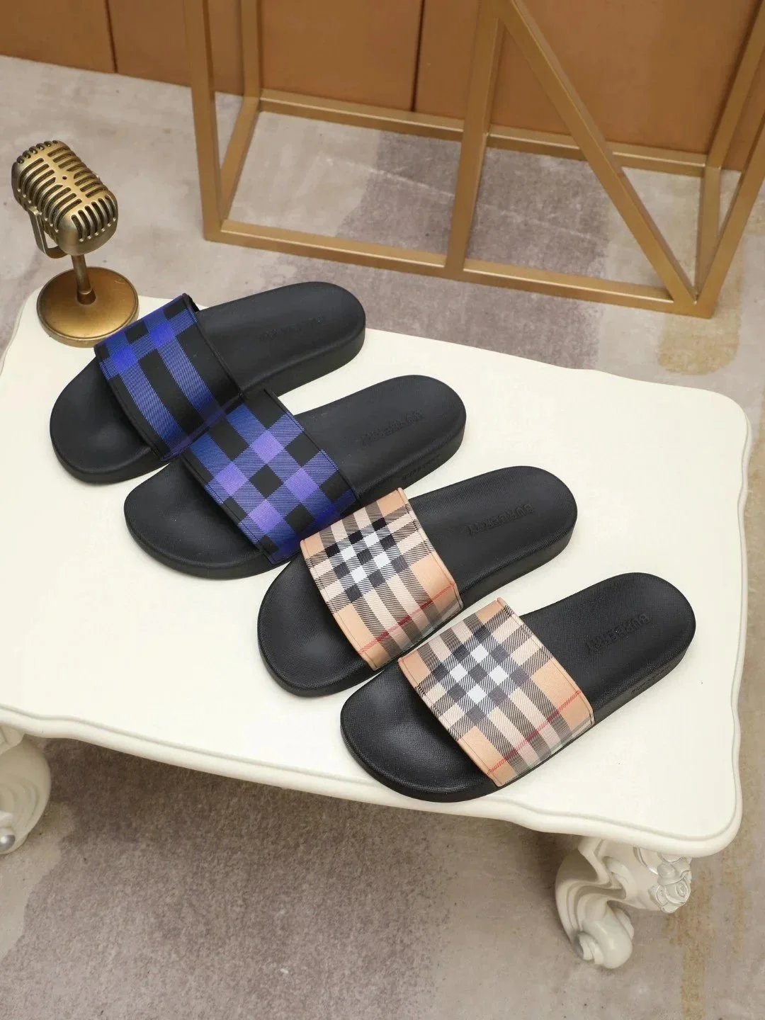 B防滑情侣拖鞋 经典拖鞋