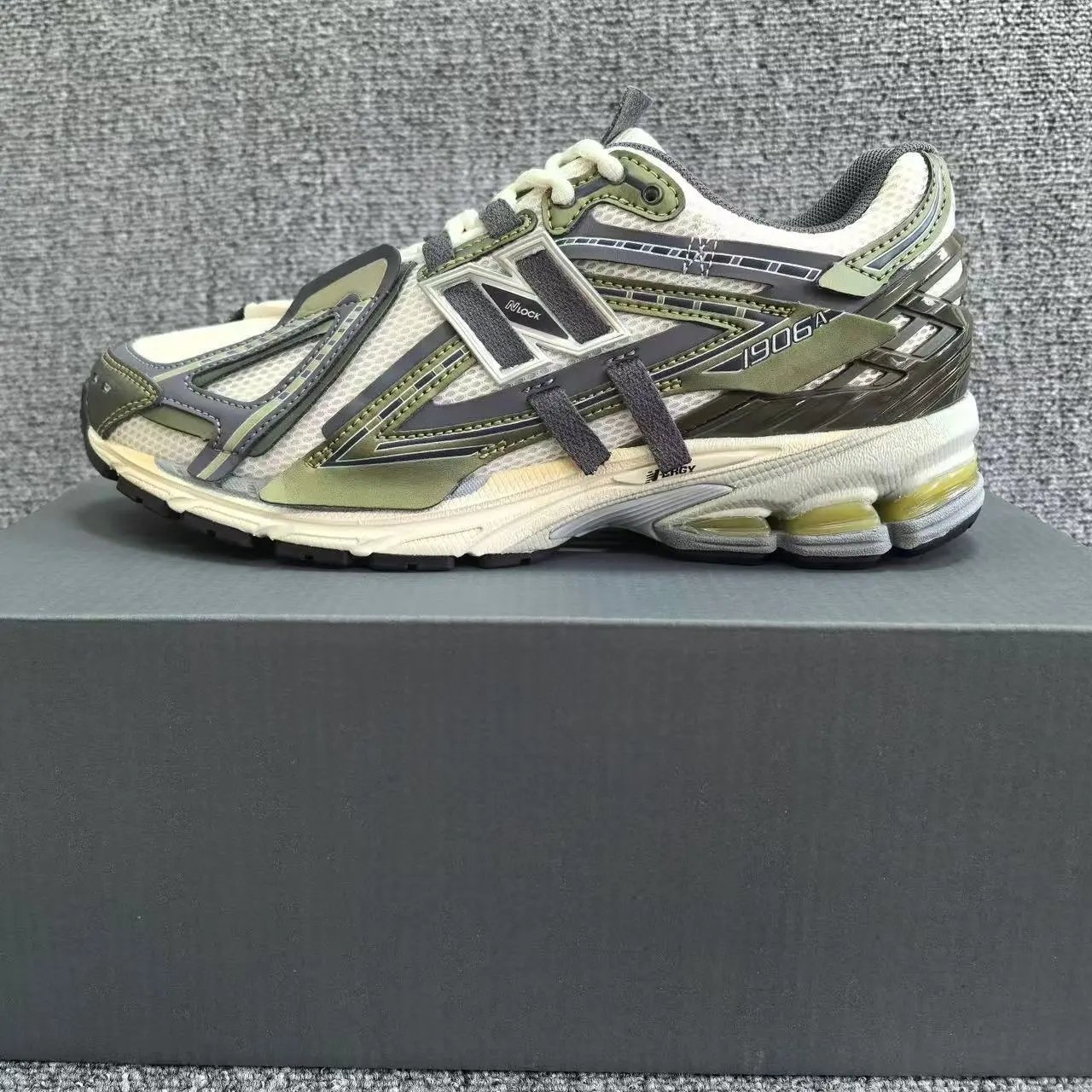 橄榄绿-A系列【1比1还原】