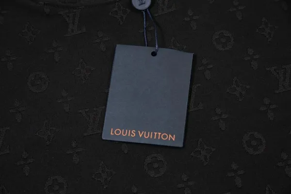 Louis Vuitton Monogram Gradient T-Shirt Charcoal Gray T-Shirt - 12
